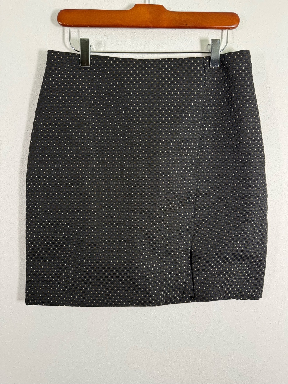 Ann Taylor Factory Black Gold Textured Pencil Skirt Size 6